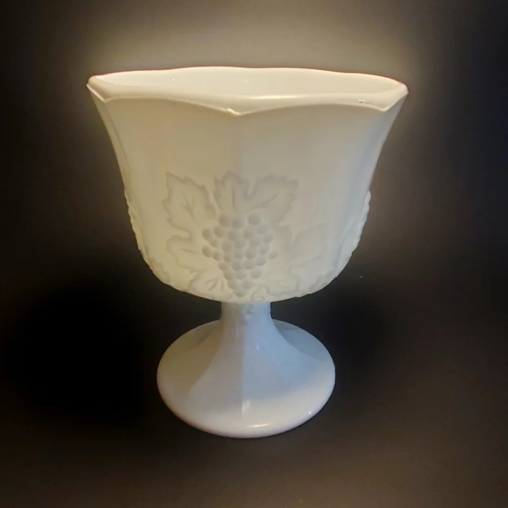 Indiana Glass Vintage White Milk Glass Pedestal Bowl Vase Compote Harvest Grape